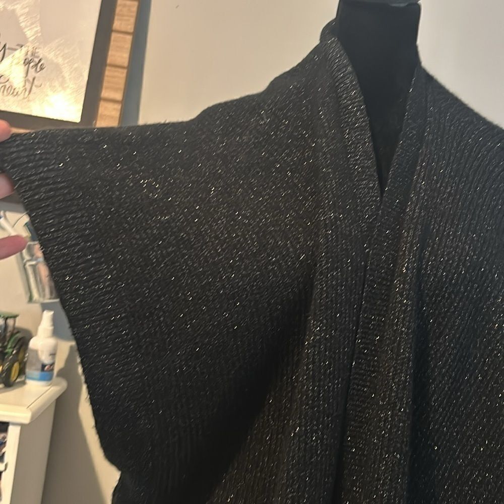 Cabi 4064 Luxury Charcoal Black Sparkle Side Zipper Poncho Sweater Size XS/S - Picture 2 of 8